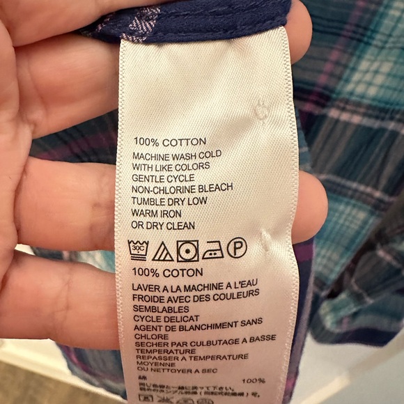 TOMMY BAHAMA M 100% Cotton blue-black plaid long sleeve woman button down - Picture 7 of 11